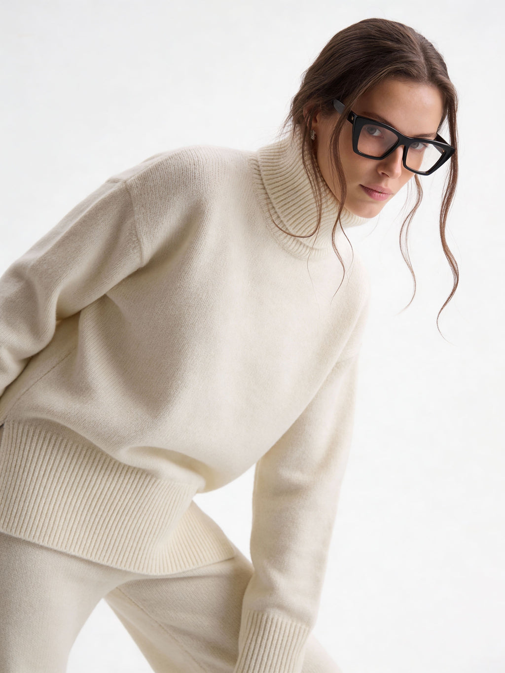 Вʼязаний светр з коміром MERIN MILK